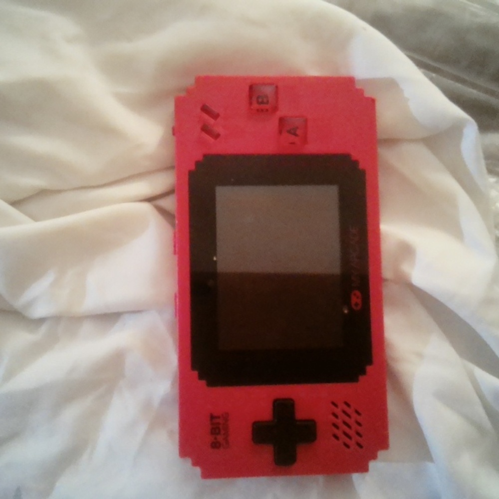 8-bit Gaming 'My Arcade' pocket console